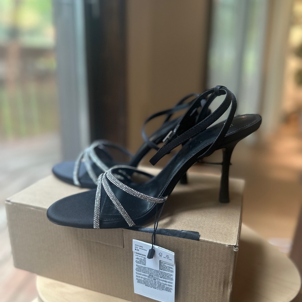 Rhinestone Heeled Shoes - New